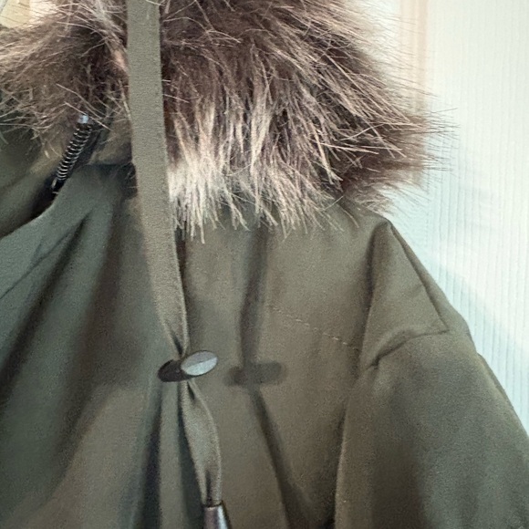 Arctic Expedition Green Jacket - Picture 4 of 9